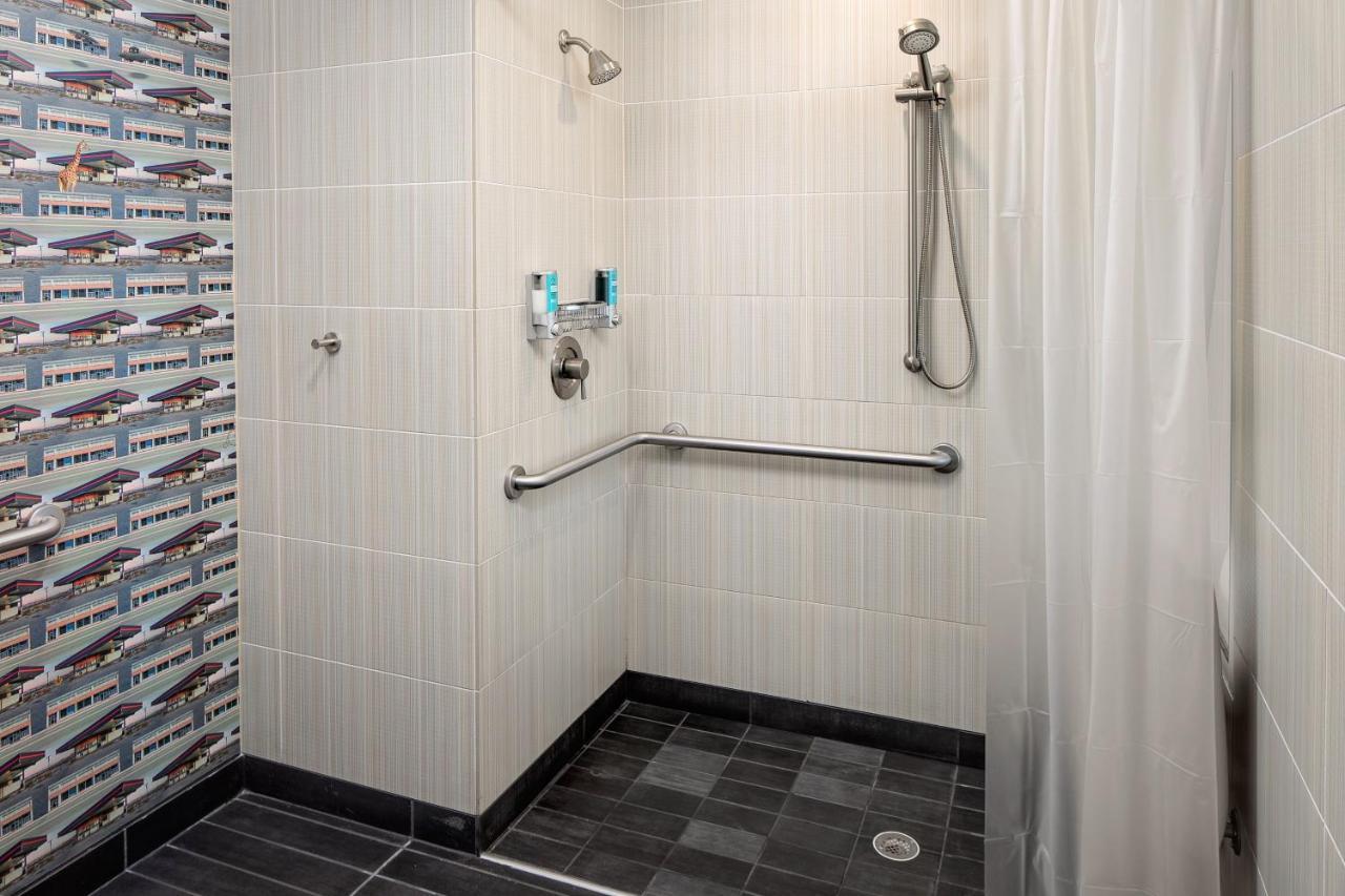 Hotel Aloft Chapel Hill Esterno foto