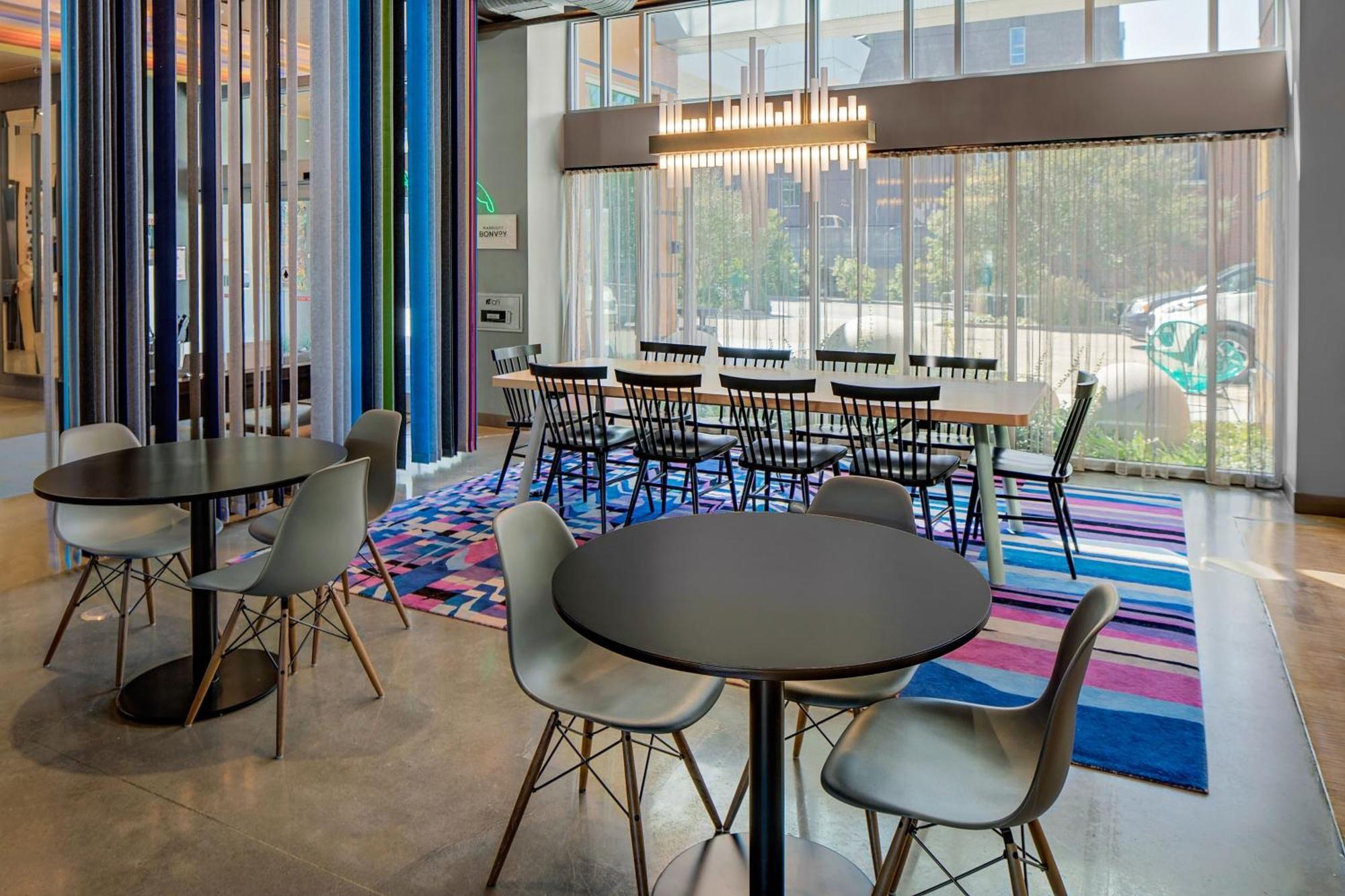 Hotel Aloft Chapel Hill Esterno foto